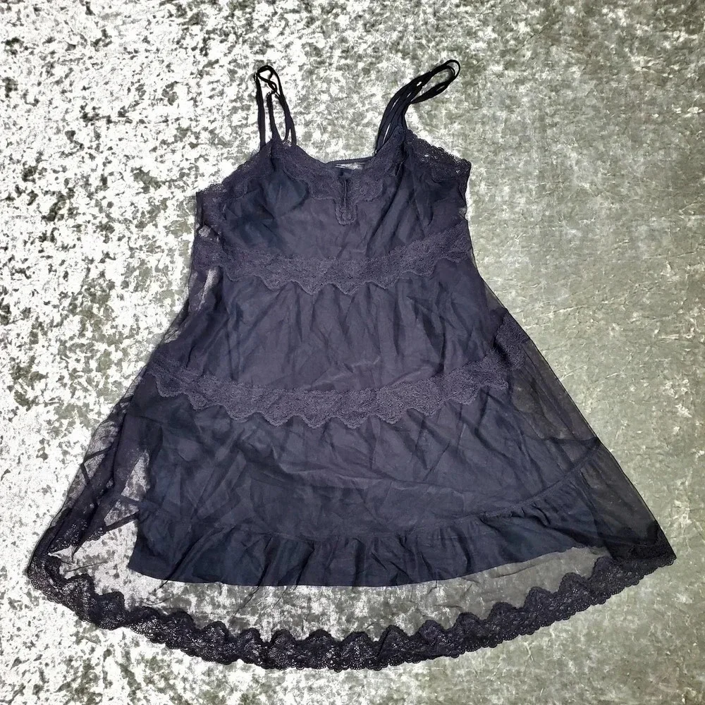 Victoria's Secret Black Lace Slip‎ Size: M